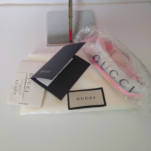 Gucci Authentic Flora Crossbody/Tote #550141 - Picture 9 of 10